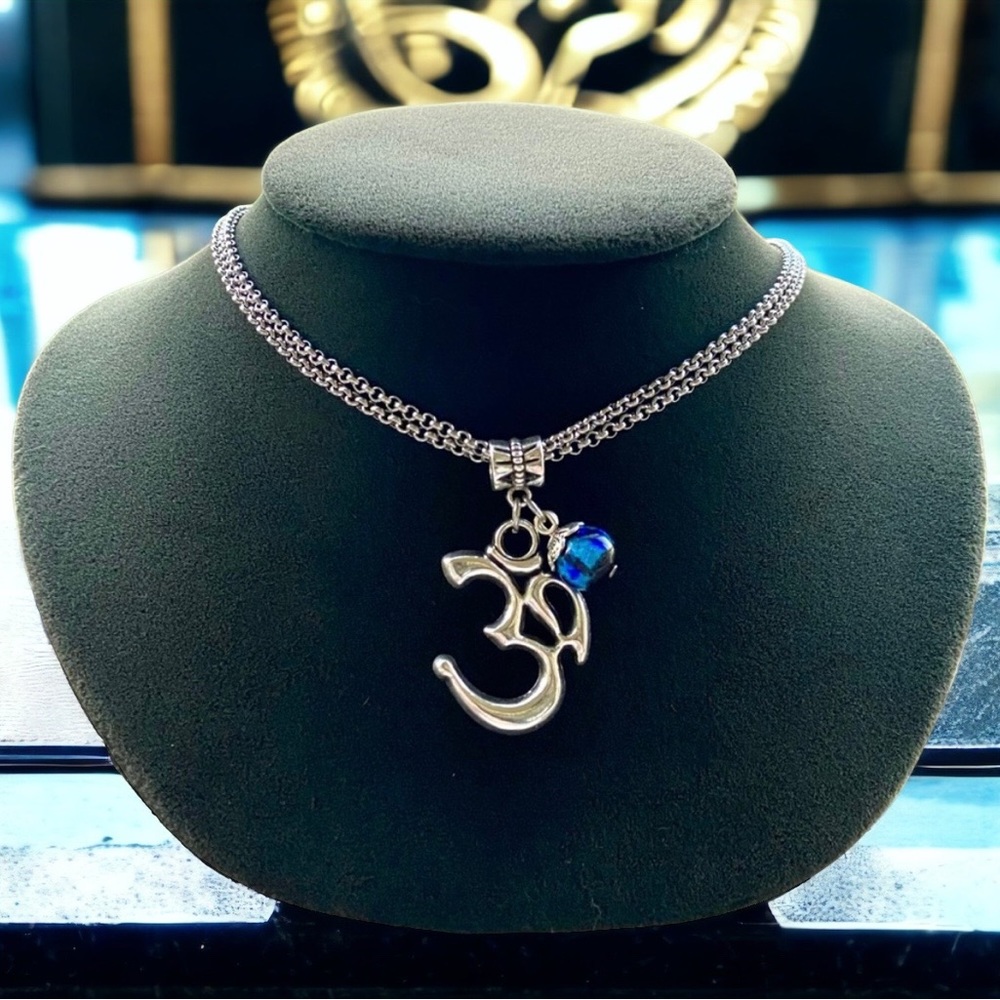 Double stainless steel chain om sign & lamp bead